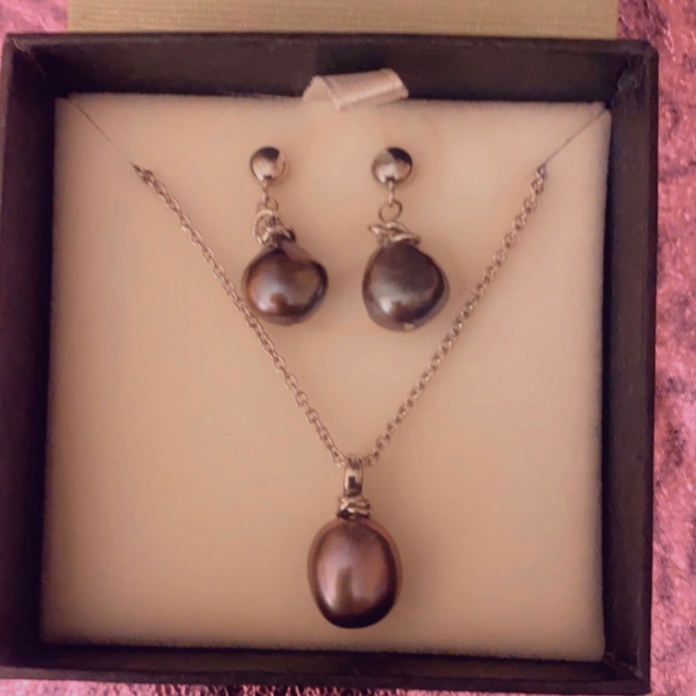 Very beautiful “Honora Pearls”